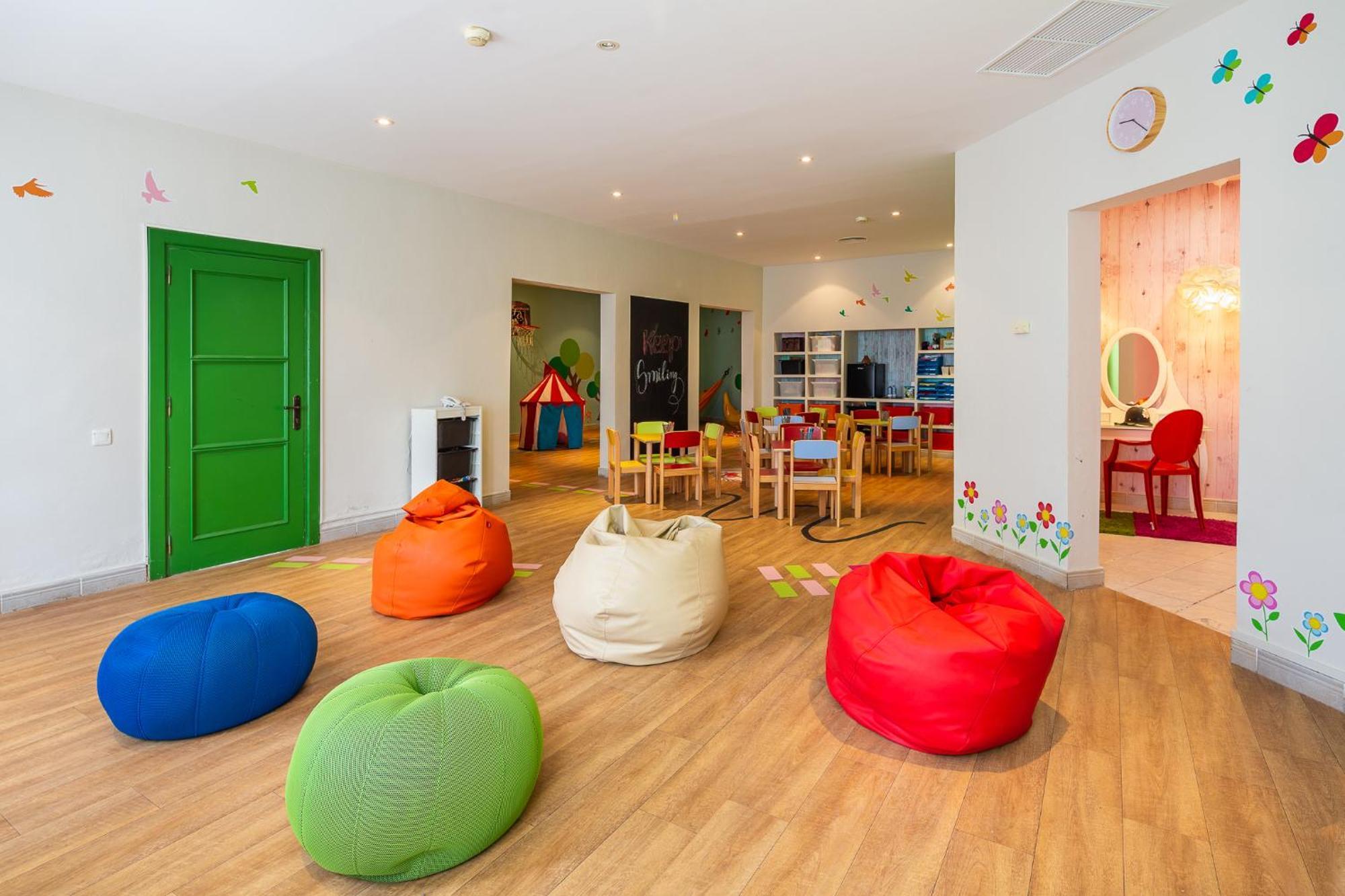 Hotel Livvo Volcan Lanzarote Playa Blanca  Eksteriør billede