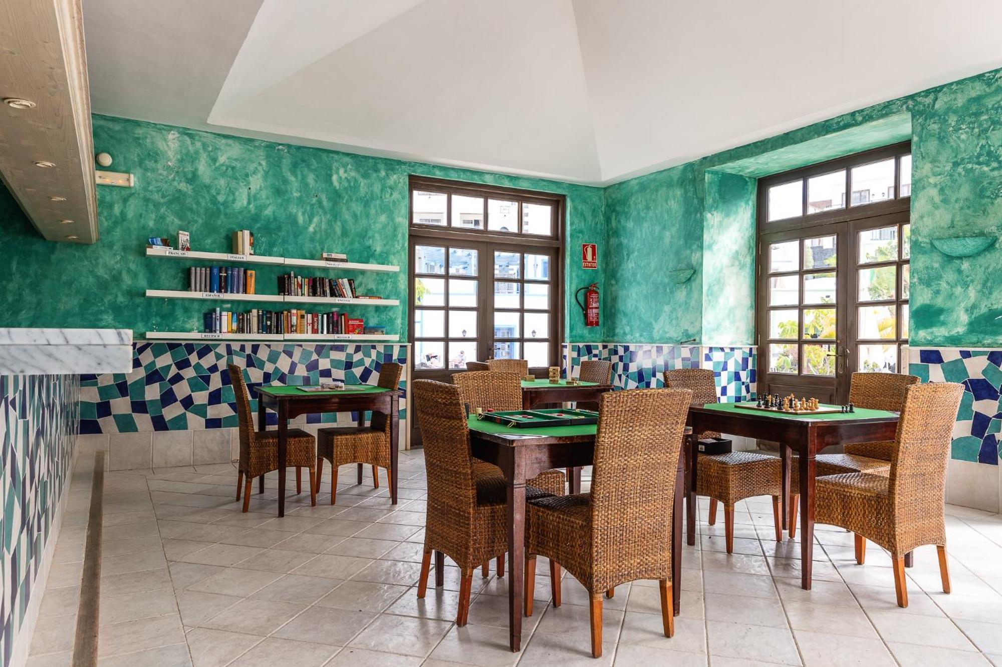 Hotel Livvo Volcan Lanzarote Playa Blanca  Eksteriør billede
